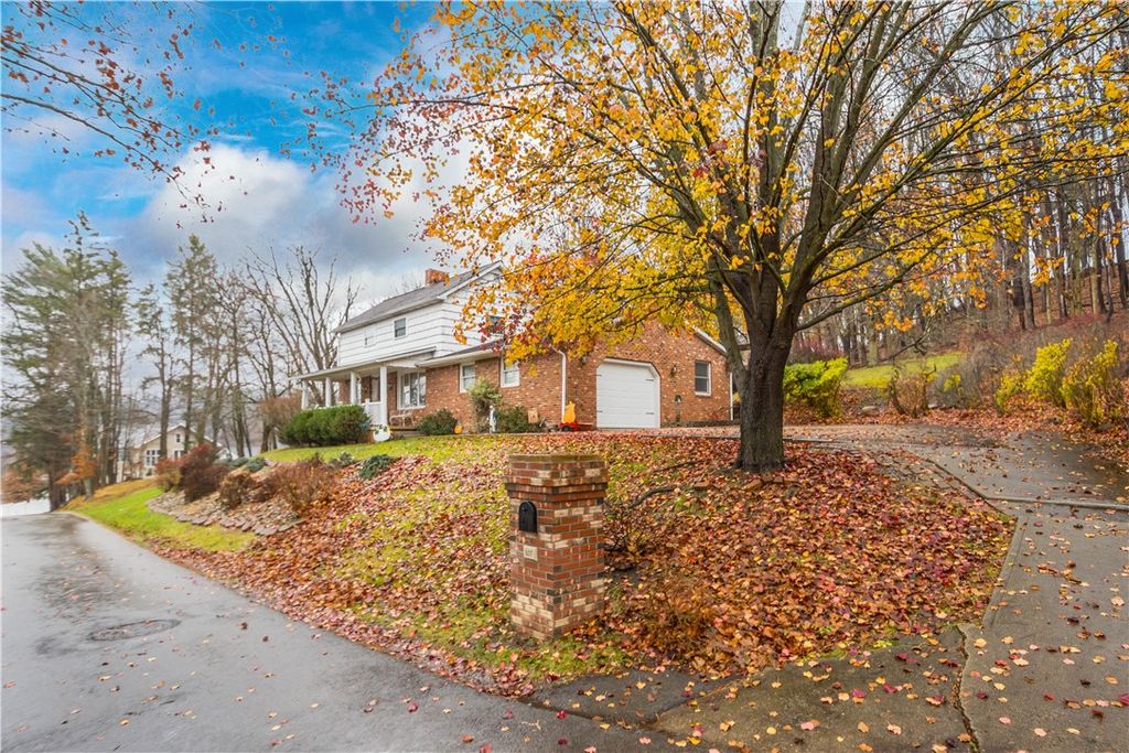 107 Bertram Ave, Bentleyville, PA 15314