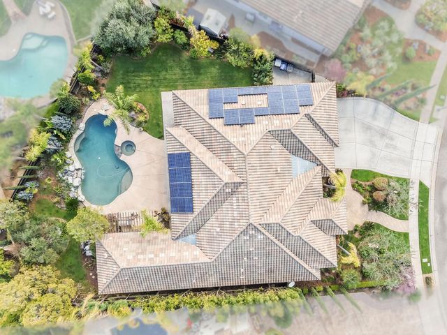 10890 N Sierra Vista Avenue, Fresno, CA 93730