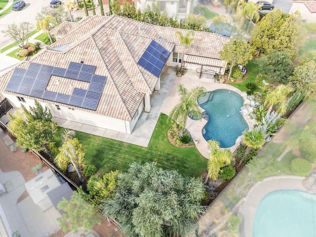 10890 N Sierra Vista Avenue, Fresno, CA 93730