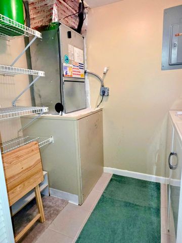 423 Pine Glen Lane C-1, Greenacres, FL 33463