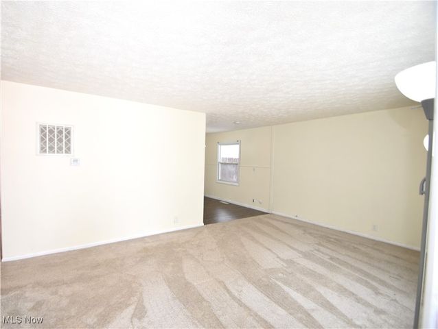 2521 Beech Street, Girard, OH 44420