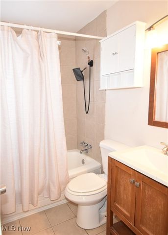 2521 Beech Street, Girard, OH 44420