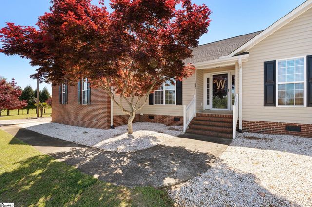 100 Oak Road, Piedmont, SC 29673