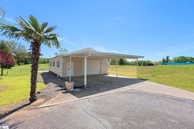 100 Oak Road, Piedmont, SC 29673