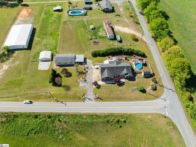 100 Oak Road, Piedmont, SC 29673