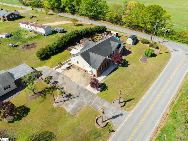 100 Oak Road, Piedmont, SC 29673