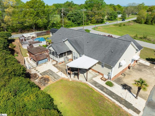 100 Oak Road, Piedmont, SC 29673