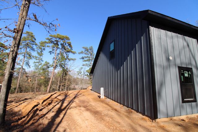 2640 Bobwhite Rd, Gilmer, TX 75645