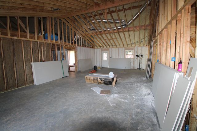 2640 Bobwhite Rd, Gilmer, TX 75645