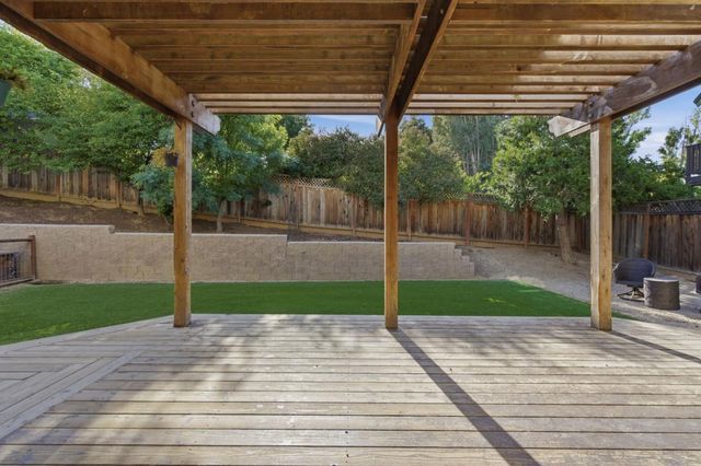 90 Lang Court, San Juan Bautista, CA 95045