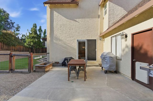 90 Lang Court, San Juan Bautista, CA 95045