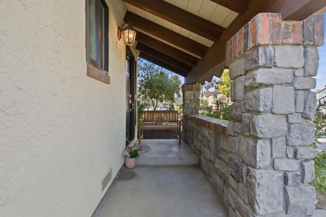 90 Lang Court, San Juan Bautista, CA 95045