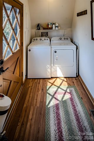 20 Lady Slipper Loop, Newland, NC 28657