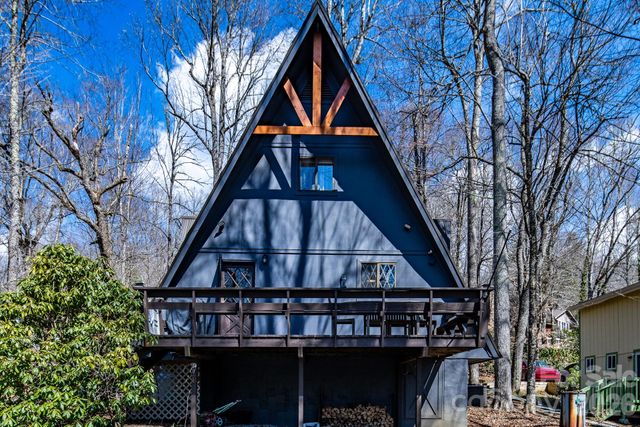 20 Lady Slipper Loop, Newland, NC 28657