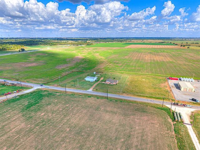9620 N Calumet Road, Calumet, OK 73014