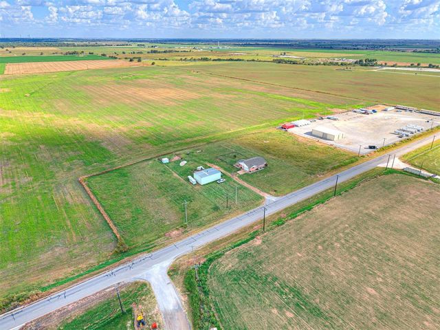 9620 N Calumet Road, Calumet, OK 73014