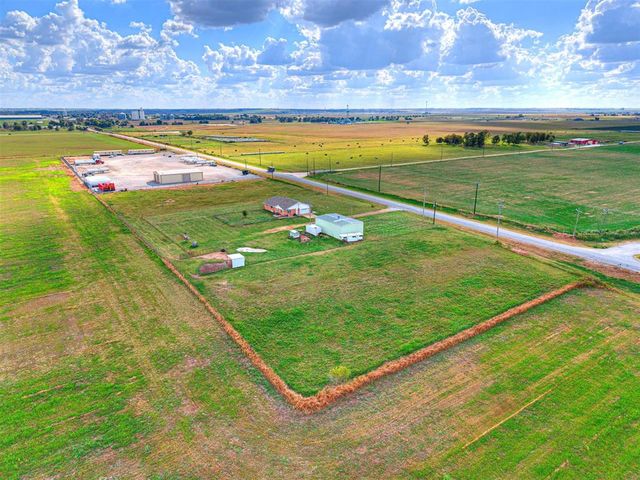 9620 N Calumet Road, Calumet, OK 73014