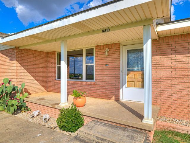 9620 N Calumet Road, Calumet, OK 73014