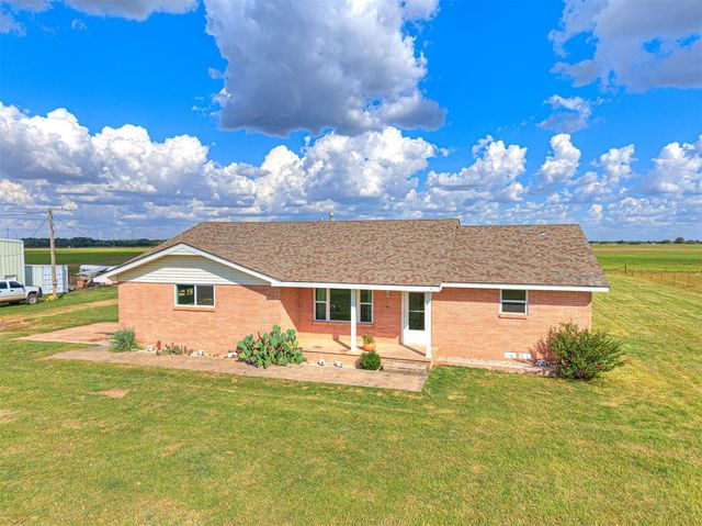 9620 N Calumet Road, Calumet, OK 73014