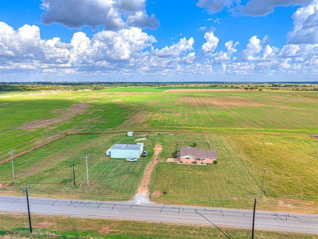9620 N Calumet Road, Calumet, OK 73014