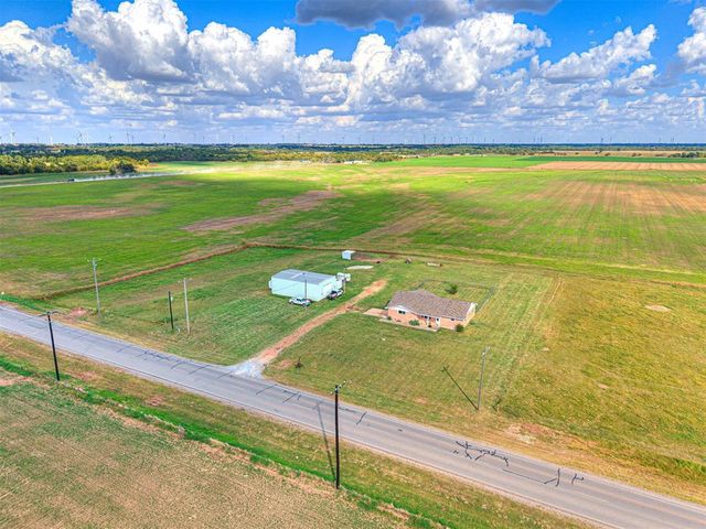 9620 N Calumet Road, Calumet, OK 73014