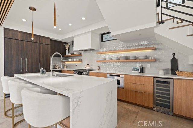 426 Marguerite Avenue, Corona Del Mar (newport Beach), CA 92625