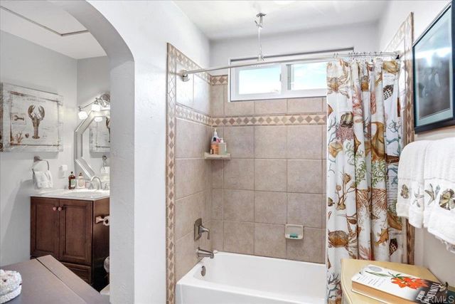 2718 Socorro Lane, Carlsbad, CA 92009