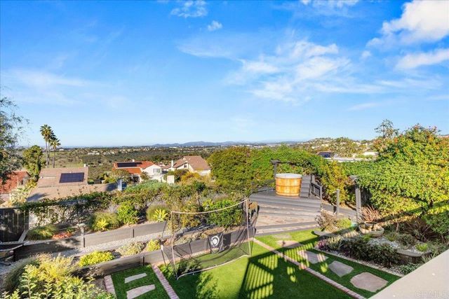 2718 Socorro Lane, Carlsbad, CA 92009