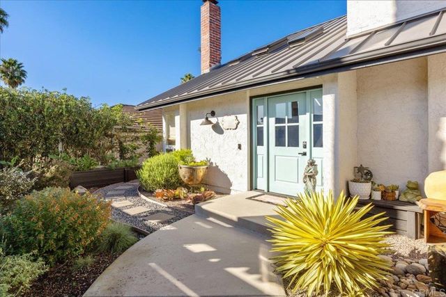 2718 Socorro Lane, Carlsbad, CA 92009