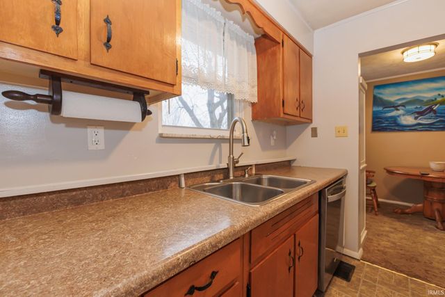 10708 N Mansfield Drive, Muncie, IN 47303