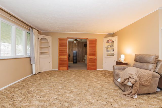 10708 N Mansfield Drive, Muncie, IN 47303