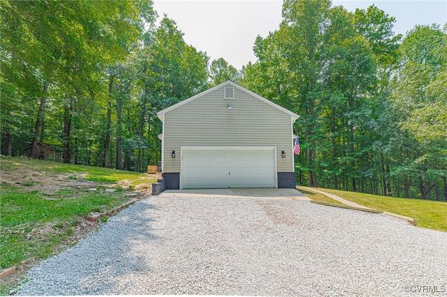 11307 Laurel Rd, New Kent, VA 23124