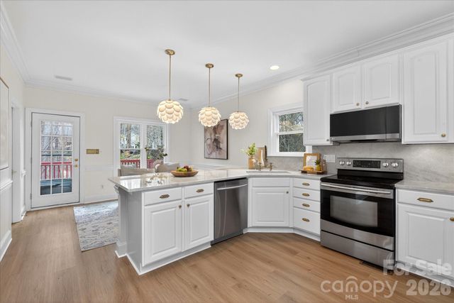 655 Powder Horn Lane, Indian Trail, NC 28079