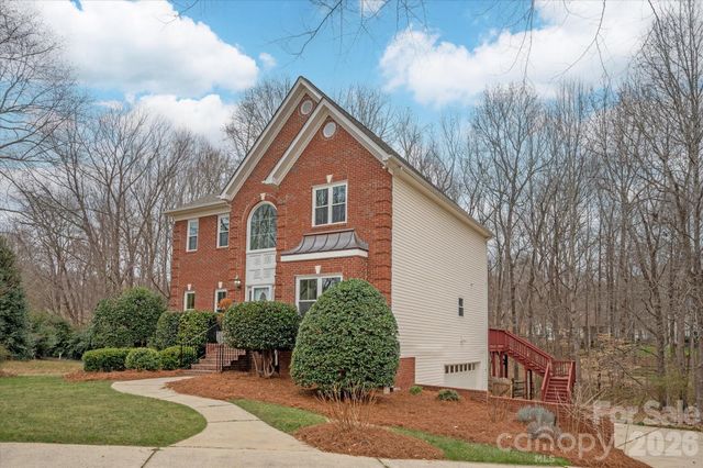 655 Powder Horn Lane, Indian Trail, NC 28079