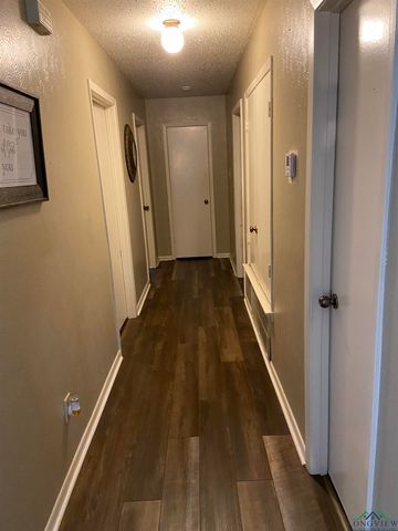 509 Pinewood Dr., Marshall, TX 75672