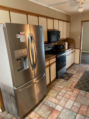 509 Pinewood Dr., Marshall, TX 75672