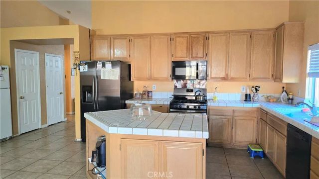 15227 Flagstaff Street, Victorville, CA 92394