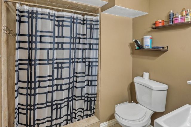 4328 S 225 E, Washington Terrace, UT 84405