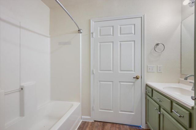 1500 Clyde ST, San Marcos, TX 78666