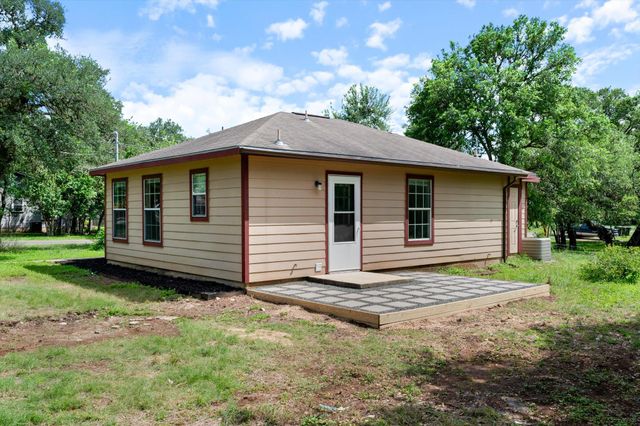 1500 Clyde ST, San Marcos, TX 78666