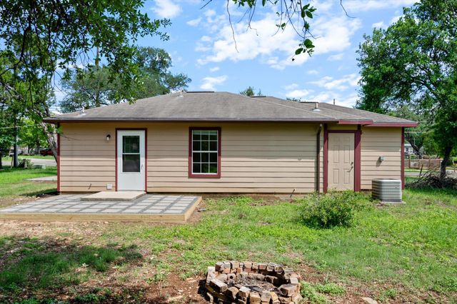 1500 Clyde ST, San Marcos, TX 78666