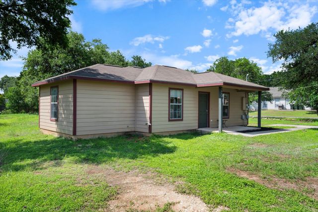 1500 Clyde ST, San Marcos, TX 78666