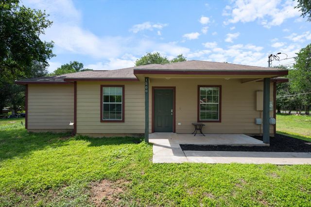 1500 Clyde ST, San Marcos, TX 78666
