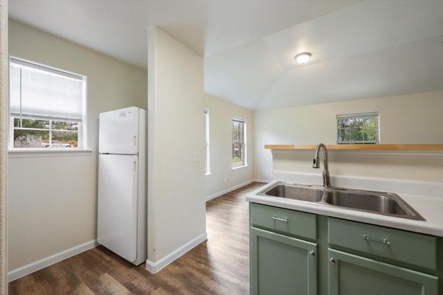 1500 Clyde ST, San Marcos, TX 78666