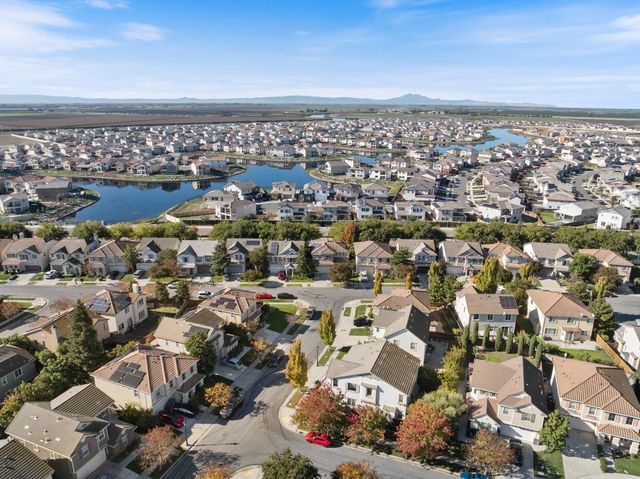 10525 Lake Point Ave, Stockton, CA 95219