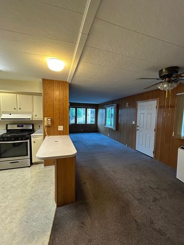 208 S NEYLAND St, Liberty Lake, WA 99019