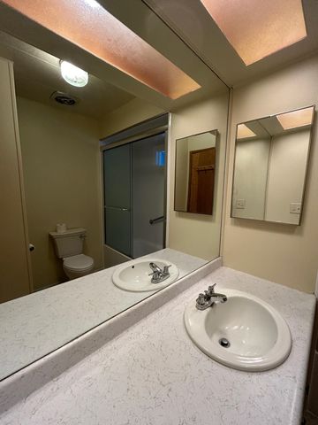 208 S NEYLAND St, Liberty Lake, WA 99019