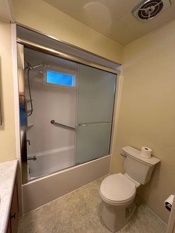 208 S NEYLAND St, Liberty Lake, WA 99019