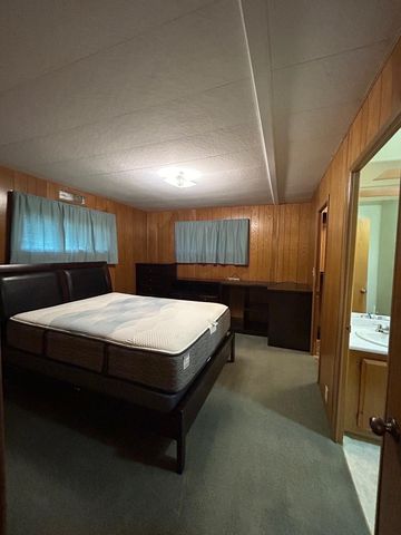 208 S NEYLAND St, Liberty Lake, WA 99019