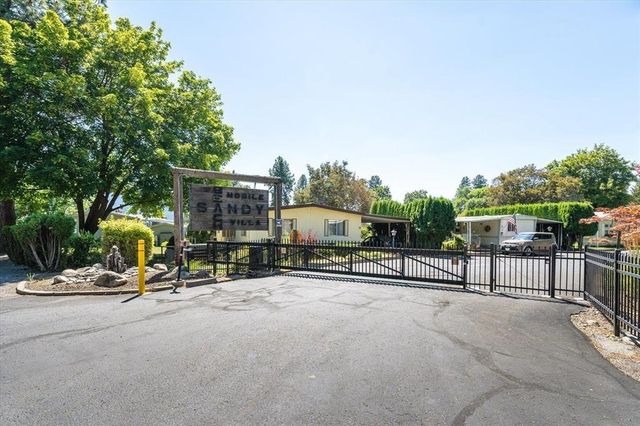 208 S NEYLAND St, Liberty Lake, WA 99019